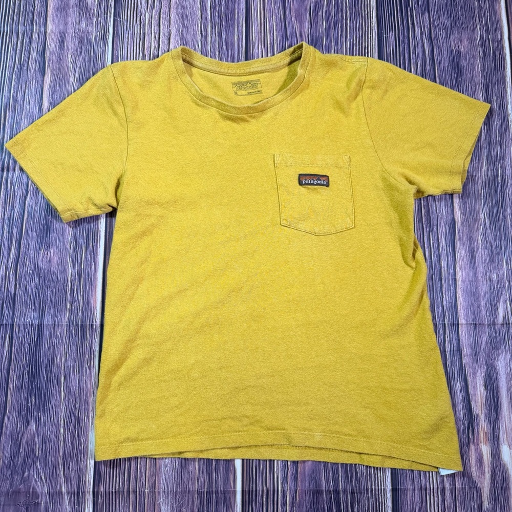 Patagonia Women's Work Pocket Tee Shirt Mustard Yellow Size Medium